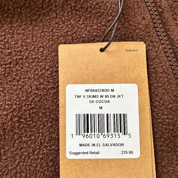 The North Face x SKIMS Retro Denali Fleece Jacket - Picture 2 of 2